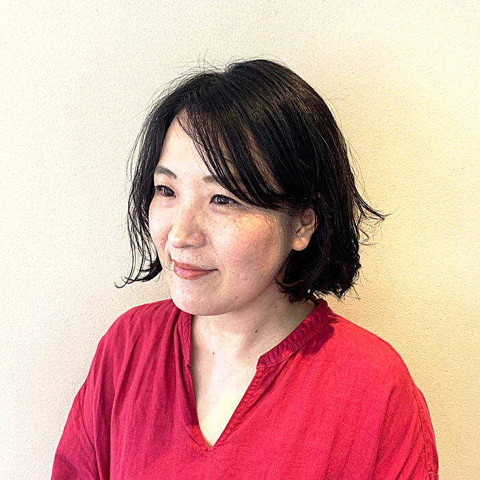 アシスタント 川上 真矢